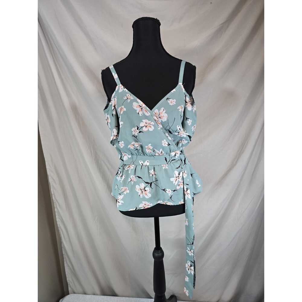 Sienna Sky Green Floral‎ Blouse Womens In Size XS